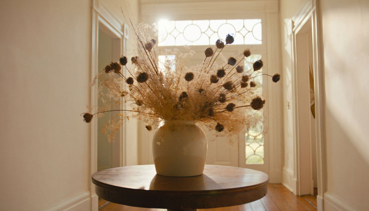 How to Style Dried and Preserved Flowers and Grasses