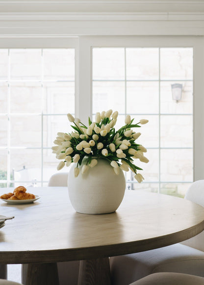 White Concrete Konos Vase - 10.75"
