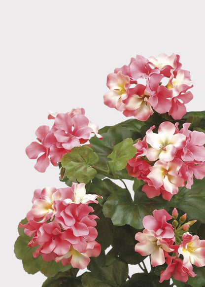 Fake Geranium Indoor/Outdoor Water Resistant Bush in Pink - 19"
